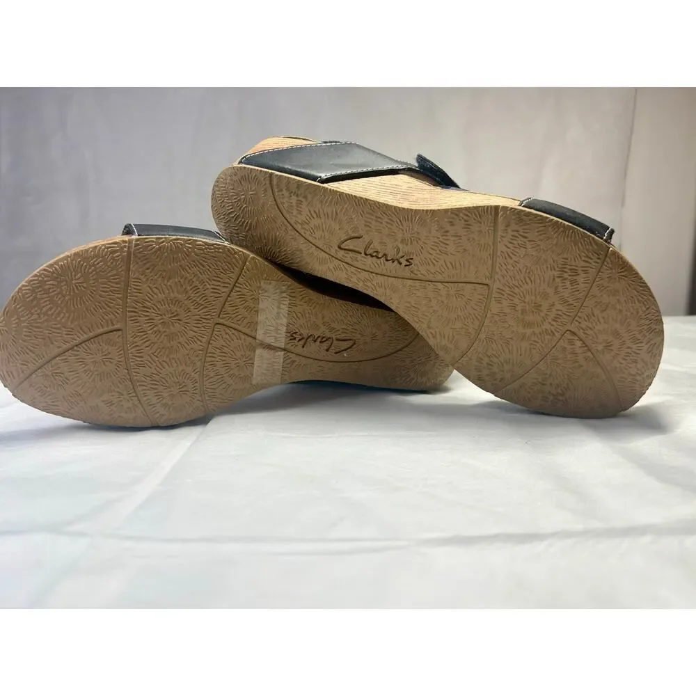 Clarks bendables Black wedge Women Size 8.5